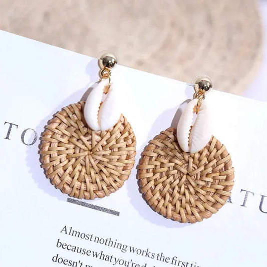 Handmade geometric shell rattan woven round earrings - accessories