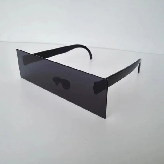 Two - dimensional square black frame sunglasses - accessories