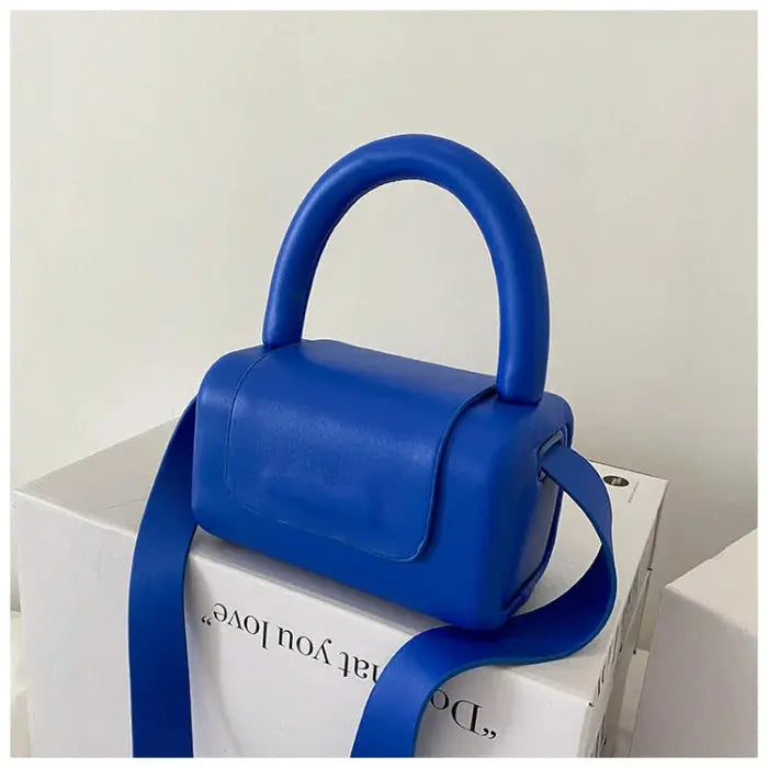 Women’s hand/shoulder pillow bag - blue accessories